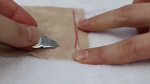 Amazon.com: Mini Sewing Machine with Accessory Kit, Lightweight and Easy Operated Cordless Handheld Sewing Machines for Beginners, Portable Sewing Machine for Home Quick Repairing and Stitch Handicrafts