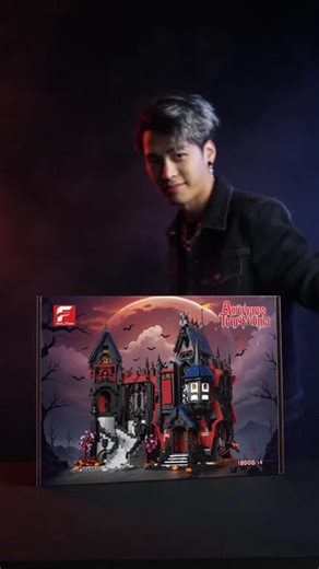 3540 Pieces Vampire Castle Building Blocks for Halloween