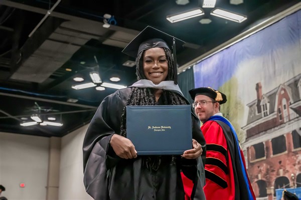 These Ambrosians are ready to transform the world. Congrats, Class of 2023! 🎓🐝 | St. Ambrose University