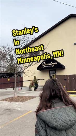 Delicious Review of Stanley's Cheeseburger