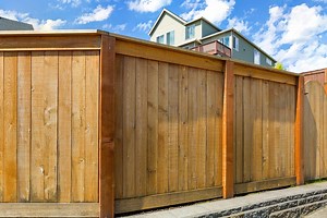 The Ultimate Guide to Choosing the Best Wood Fence Material for DFW Homes
