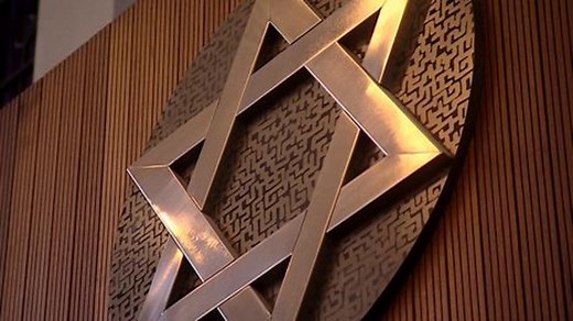 CBBC - Celebrations, Passover, The Seder meal (pt 1/3)