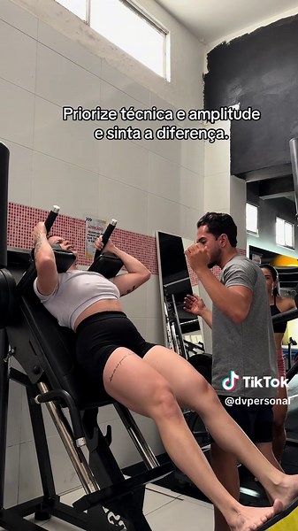 Treino Eficaz para Glúteos e Panturrilhas