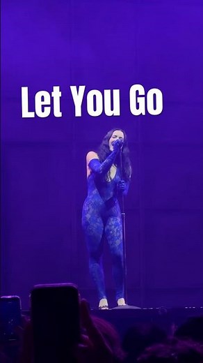 Demi Lovato hits the HIGH NOTE in let you go #demilovato #lovatics #letyougo #concert #shorts