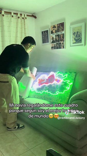 El mejor regalo sorpresa de mi novia: un cuadro especial