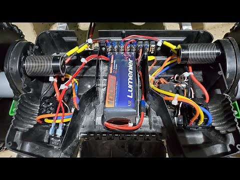Power Wheel Dune Racer Test -6S Lipo, 2000kv brushless motors, 150amp ESCs, MLToys Stage V gearboxes