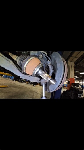 3.1K views · 2.3K reactions | 03 Honda CR-V Lower Ball Joint Removal #hondacrv #balljoint #pov #thanksgiving #turkeyday | TE Videos | Facebook