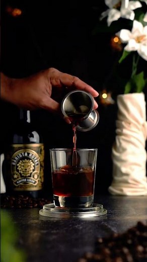 🍸 White Russian Cocktail Recipe | Easy Classic Vodka & Coffee Liqueur Drink