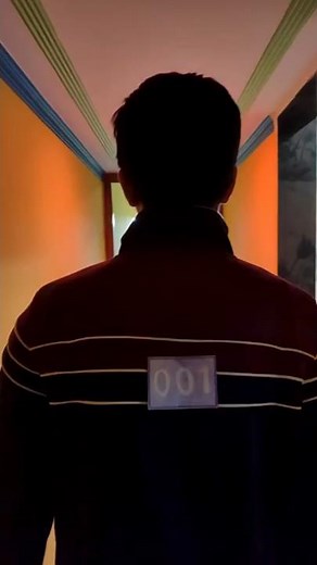 Player 001 is revealed. Squid game. Frontman enter the game. Squid game voting scene