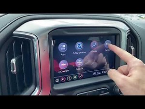 How to use the new backup camera feature in your 2020 Silverado