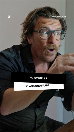 Von „Booty Swing“ bis „Artifact“ – Parov Stelar prägt seit zwei Jahrzehnten den Sound einer Generation. Die Dokumentation zeichnet seinen Weg vom musikalischen Experiment bis zur internationalen Karriere nach und öffnet einen selten persönlichen Blick auf den Menschen hinter dem Künstler. "kulturMONTAG: Klang und Farbe – Die Neuerfindung von Parov Stelar" heute ab 23.15 Uhr auf ORF ON (on.ORF.at) und in ORF 2! #ORF #ORFfüralle #ORFON #ORF2 #parovstelar #neuerfindung #kulturmontag Parov Stelar | 