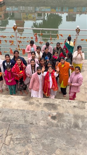 Neetu Mishra on Instagram: "बोलो चौकिया धाम की #reels 🥰🙏❤️"