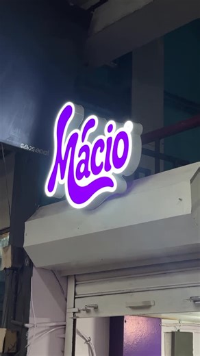 @clever_productions on Instagram: "Life’s too short to skip dessert. 🍦 Cold scoops. Bold flavours. Zero regrets. One bite and you’re hooked — creamy, dreamy, made to melt hearts. 📍Walk in. Cool down. Repeat. Tag your ice-cream buddy & tell us your favourite flavour 👇 #IceCreamLovers #IceCreamReels #DessertGoals #SweetCravings #foodiereels"