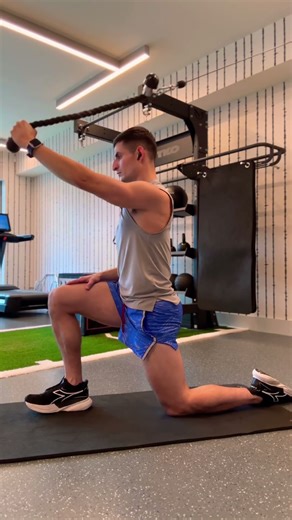 Single Arm Pullover | High Pulley | Kneeling