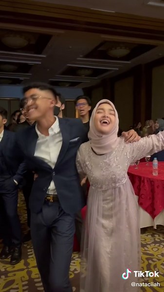 Prom Night Dress Ideas and Inspiration