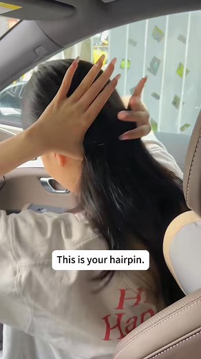 Still enduring the pain of hair clips digging into your scalp? 💔 FlexyClip is soft, elastic and unbreakable, caring for hair without damage. It holds hair firmly with zero pressure, making it super easy to look great from morning till night! 👉 Grab yours now, say goodbye to discomfort and embrace comfortable styling! #hairclip #clawclip #hairaccessories #hairtok #femaledriver #drivesafely | Activateh.shop