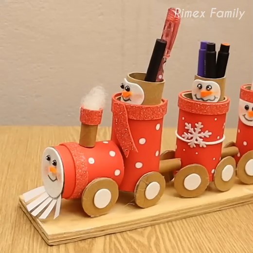 65K views · 1K reactions | DIY Christmas Train Pencil Case | Rimex Family | Facebook