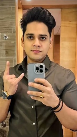 #Aakhein band karke jo ek chehra nazer aaya.. #song #love