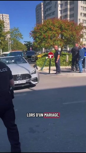 DERNIÈRE MINUTE 🚨Lors d’un mariage, la police et le fisc interviennent. Certains conducteurs de voitures de luxe seraient bénéficiaires du RSA. #Info #News #France #Fisc #Mariage