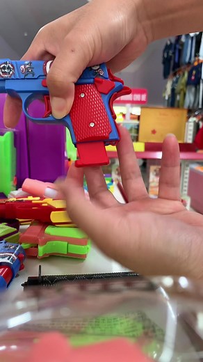 Cách tháo băng đạn của mini M1911