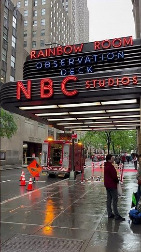 Rockefeller Center - Rainbow Room - NBC Studios - New York City ￼