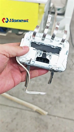 Semi-Automatic vs Fully Automatic Solar Panel Frame Removal