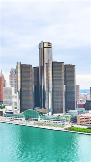 MOTHER’S Day cruise weekend is almost here! Treat that special woman in your life to a lunch or dinner cruise on the Princess. ❤️ | Detroit Princess Riverboat