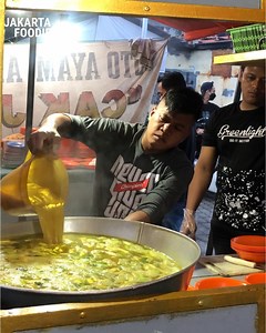 154K views · 694 reactions | MOST Popular Soto Ambengan in Jakarta with giant broth pot  | Jakarta Foodie | Facebook
