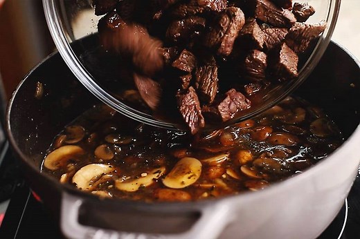 You can make this easy low carb soup recipe in no time at all! Use leftover steak if you have it, or cook up some fresh sirloin. You will not regret it! Prep Time: 10 minutesCook Time: 30 minutesTotal Time: 40 minutes Servings: 6 Calories: 370kcal Printable Recipe: https://jenniferbanz.com/leftover-steak-soup#wprm-recipe-container-4323 INGREDIENTS 2 Pounds Top Sirloin Steak, Raw or already cooked Salt 2 Tablespoons Butter 2 Tablespoons Olive oil 1/2 Onion, diced 4 Cloves Garlic, minced 1 teaspoo