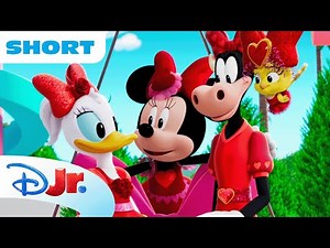 Valentine's Day with Minnie Mouse! 💝 | My Furry Valentines | Minnie's Bow-Toons: Pet Hotel @disneyjr