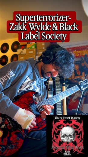 Taimur Masud | Guitarist on Instagram: "Superterrorizer guitar solo by Zakk Wylde and Black Label Society Playing this shred solo with my Wylde Audio Blood Raven Barbarian paired up with my Floyd Rose FRX Top Mount @zakkwyldebls @wyldeaudio @floydroseofficial @barbarannewylde @strongerthandeathusa #zakkwylde #heavymetal #guitar #guitarsolo #wyldeaudio"