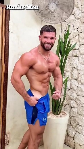 Focus#aesthetic#muscle#motivation#posing#abs#chest#biceps#model#body#hunk#gym#workout#back#bulge