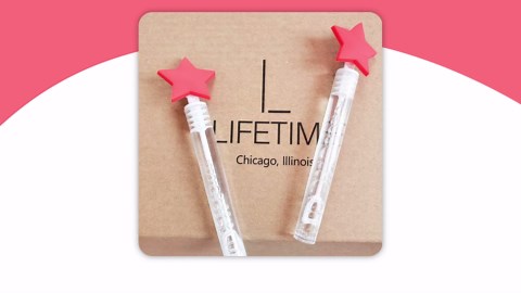 Mini Bubble Wands - Bubbles Party Favors Supplies for Boys and Girls- Birthday Party Decorations and Gifts for Children– Non-Toxic Prefilled Clear Mini Bottles – Red Stars (24 Pack)