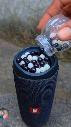 JBL Flip vs Balls BasSTesT