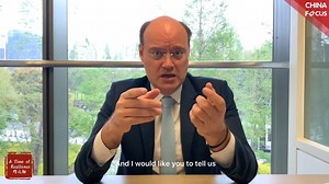 As the Covid-19 pandemic continues around the world, multilateralism faces the growing threat of protectionism and populism. Against the backdrop, David Gosset, the founder of Europe-China Forum, discusses with Leslie Maasdorp, Vice President of the New Developement Bank in the interview of A Time of Resilience. http://www.cnfocus.com/a-time-of-resilience/ | China Focus