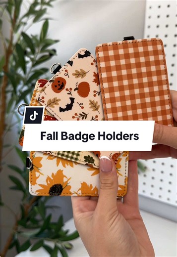 Fall Badge Holders: Cute Halloween ID Badge Holder Ideas