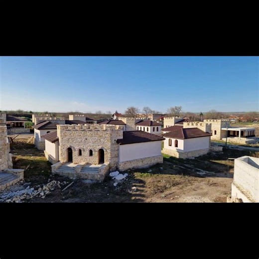 Smart Investment Quality Houses with Natural Stone in, Ancient Bulgarian Style - €322,123