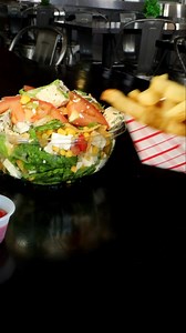 Este septiembre, dale un giro delicioso a tu ensalada Agrega nuestro Special Wrap papas por solo $85 pesos y celebra con frescura. Orgullo y frescura para celebrar 📍 HERMOSILLO • Blvd. Colosio #735 Plaza Campanario 📞 662 264 8899 • Blvd. Solidaridad #404 Plaza Paseo Solidaridad 📞 662 216 4050 • Blvd. Morelos #355 Plaza City Center 📞 662 267 8000 • Avenida Cultura #55 Galerías Mall 📞 662 217 2526 📍 GUAYMAS • Plaza Altea 📞622 221 3040 📍 CIUDAD OBREGÓN • Plaza Puerta 📞644 413 5150 📍 LOS M