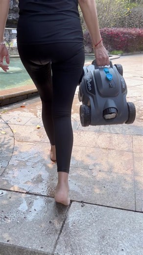 The Ultimate Pool Cleaner You’ll Ever Need! 💻Pool Cleaner Robot – The Future of Pool Care! 🚀 #fyp #tool #foryou #goodthing #tiktokshop #tiktokmademebuyit #cleanpoolrobot #poolclean #poolcleaning #robotvacuumcleaner #fyppppppppppppppppppppppp #TiktokShopRestock #tiktokshopspringglowup