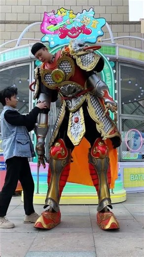 #cosplay #cosplayretas #mascot #stilts #dance #cos #funny #custom #transformers #light #cutecat