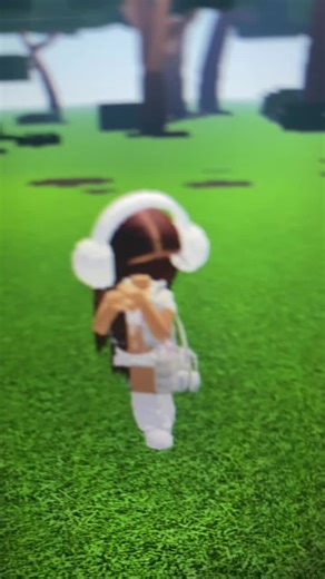 Emma Thompson (@emma.thompson911)’s videos with original sound - hello