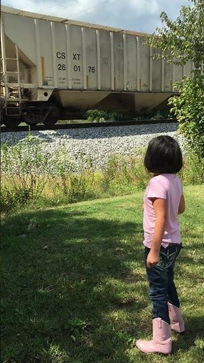 AnnaLyn watching the train