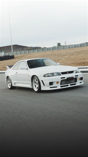 A Gran Turismo legend you can put in your real garage. 1996 Nissan NISMO 400R Estimate: $900,000 – $1,100,000 The Amelia Auction | March 6–7 The Ritz-Carlton, Amelia Island Created to celebrate Nissan’s Le Mans ambitions with the R33 GT-R and immortalized for a generation through the Gran Turismo video games, the NISMO 400R stands as the most extreme factory GT-R ever produced. The 8th of just 44 examples built and one of only a handful in the United States, this 400R is powered by a Le Mans–der