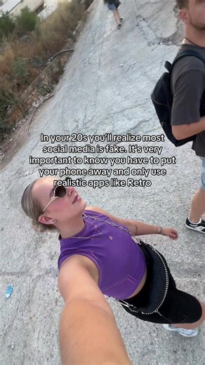 Did you try Retro already?? 💕 #retroapp #retro #socialmedia