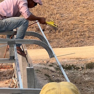 887K views · 5.9K reactions | Techniques To Weld and Install Roof Truss | DIY crafts PR | Facebook