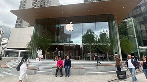 You'll want to live in Vancouver's Apple Pacific Center store