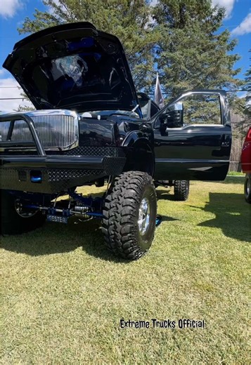 Exploring Gester at the Pennsylvania Truck Show