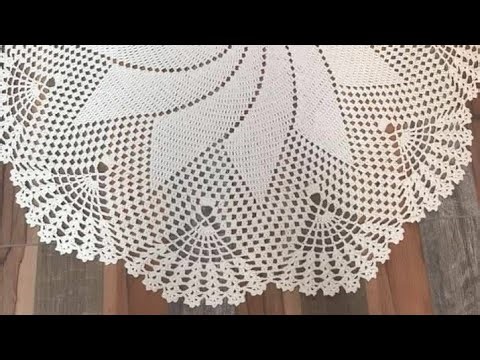 beautiful table runner