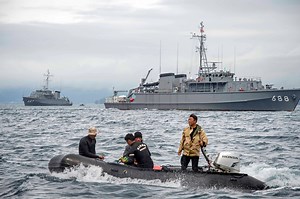 4.4K views · 223 reactions | U.S. Navy explosive ordnance disposal (EOD) technicians worked closely with their Japanese counterparts at the 2JA Mine Countermeasures exercise. The allies strengthened interoperability in minesweeping and underwater mine clearance operations. | U.S. Indo-Pacific Command | Facebook