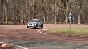 2.6K views · 46 reactions | Essai Dacia Spring : notre avis sur la voiture électrique pas chère Lisez notre essai ici : https://bit.ly/3tHp04C | Auto Moto | Facebook
